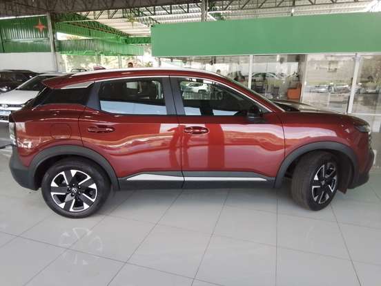 NISSAN-KICKS-2025
