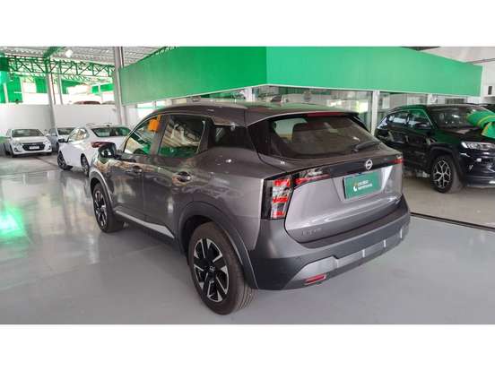 NISSAN-KICKS-2025