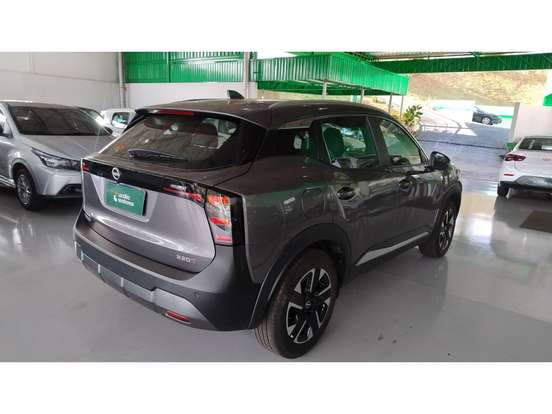 NISSAN-KICKS-2025