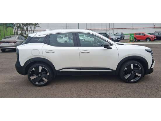 NISSAN-KICKS-2025