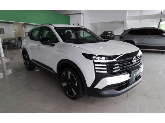 NISSAN-KICKS-2025