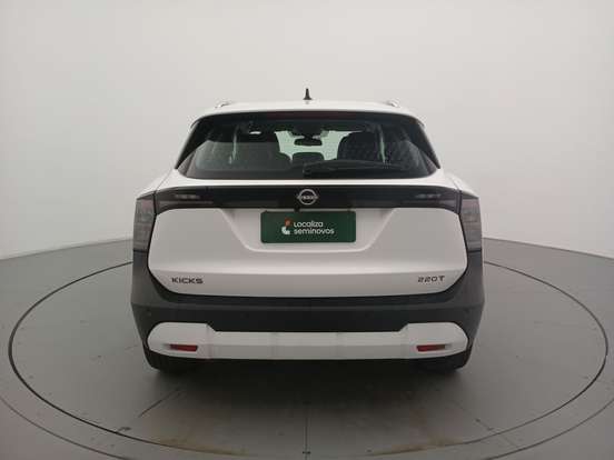 NISSAN-KICKS-2025