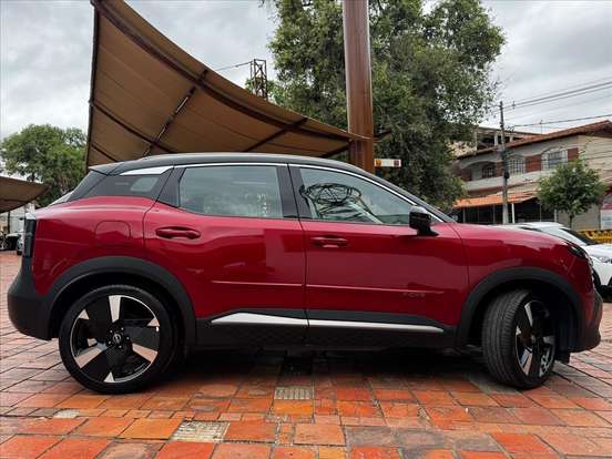 NISSAN-KICKS-2025