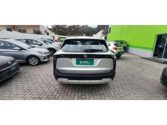 NISSAN-KICKS-2025
