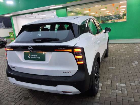 NISSAN-KICKS-2025