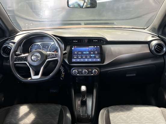 NISSAN-KICKS-2020