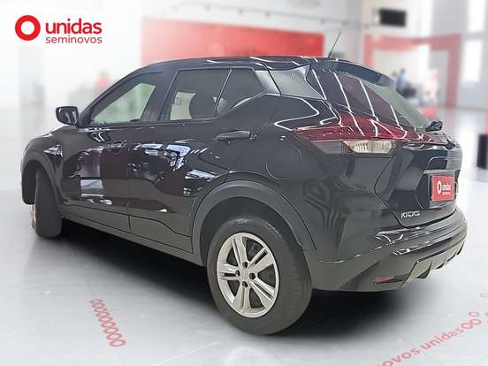 NISSAN-KICKS-2023