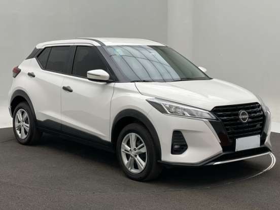 NISSAN-KICKS-2023