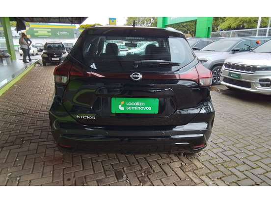 NISSAN-KICKS-2024