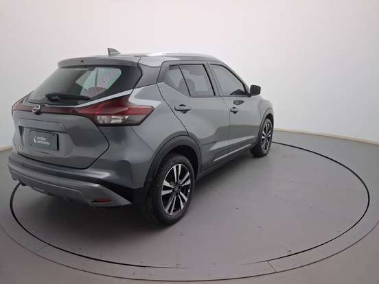 NISSAN-KICKS-2024