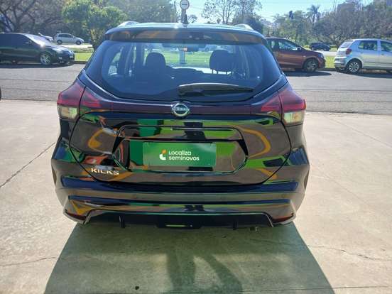 NISSAN-KICKS-2024