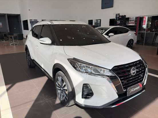 NISSAN-KICKS-2023