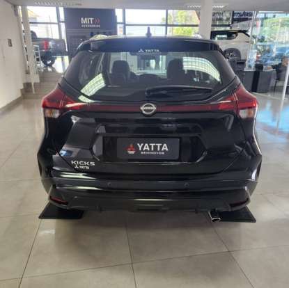 NISSAN-KICKS-2022
