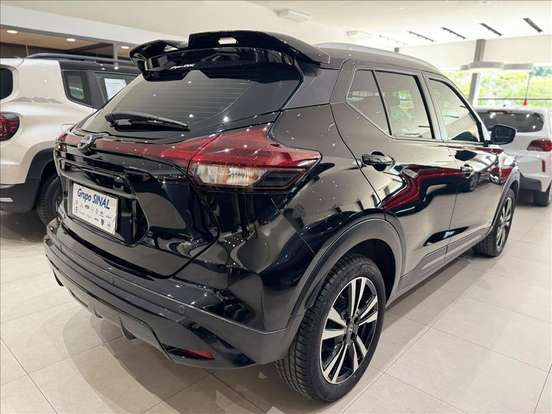 NISSAN-KICKS-2024