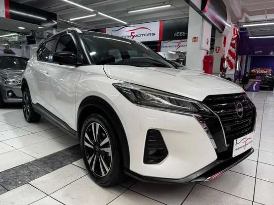 NISSAN-KICKS-2023