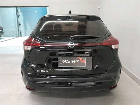 NISSAN-KICKS-2022