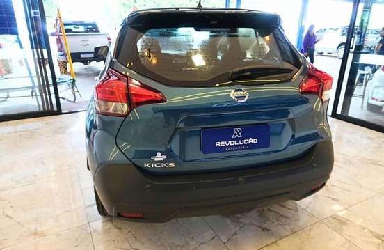 NISSAN-KICKS-2020