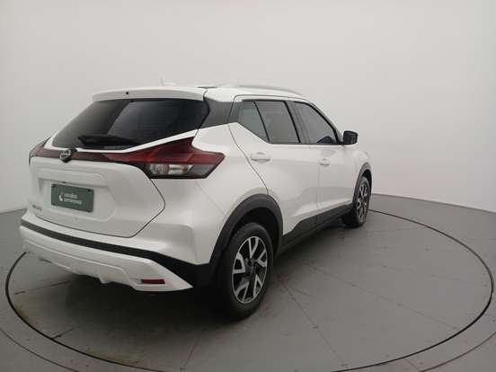 NISSAN-KICKS-2024