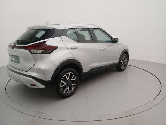 NISSAN-KICKS-2024