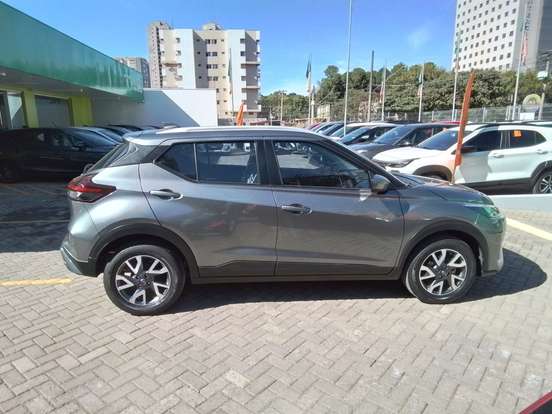 NISSAN-KICKS-2024