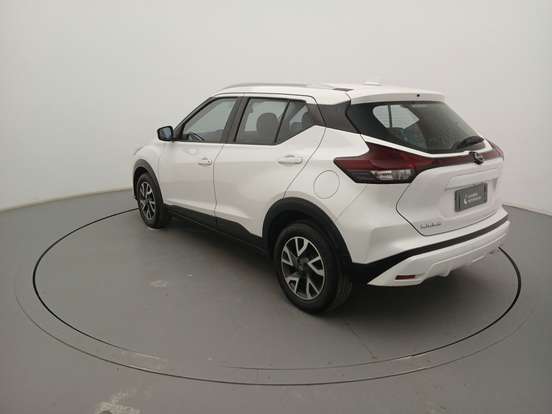 NISSAN-KICKS-2024
