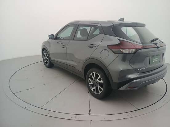 NISSAN-KICKS-2024