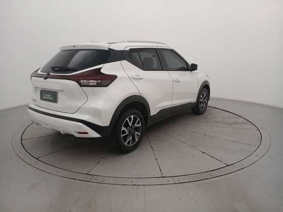 NISSAN-KICKS-2024