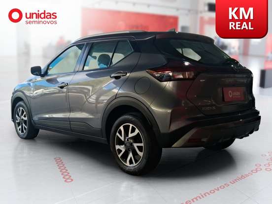 NISSAN-KICKS-2023