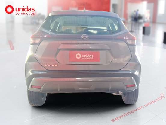NISSAN-KICKS-2023
