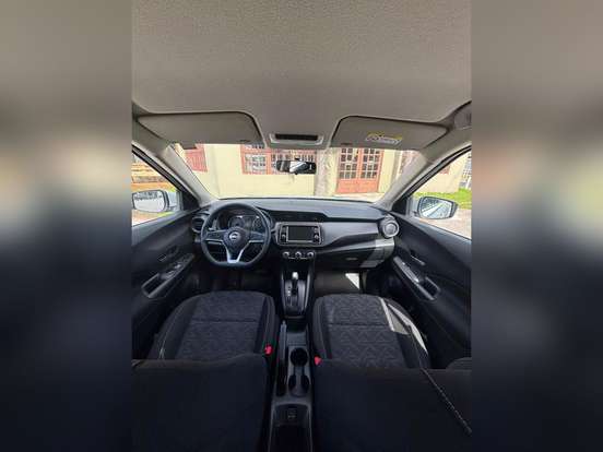 NISSAN-KICKS-2023