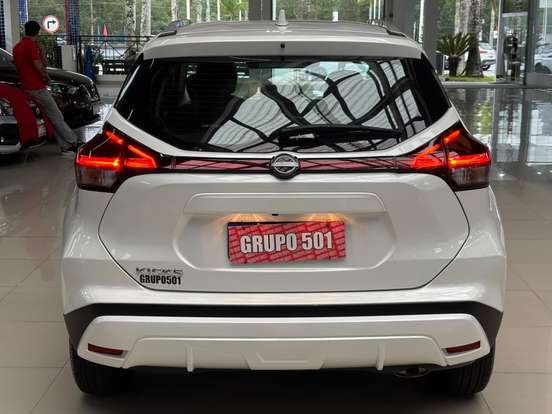 NISSAN-KICKS-2024