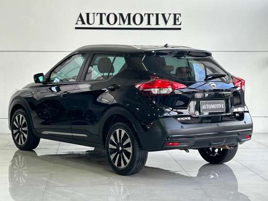 NISSAN-KICKS-2016