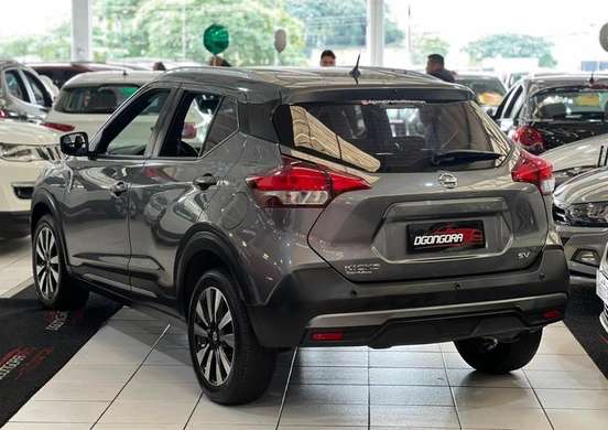 NISSAN-KICKS-2020