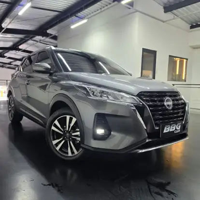 NISSAN-KICKS PLAY-2025