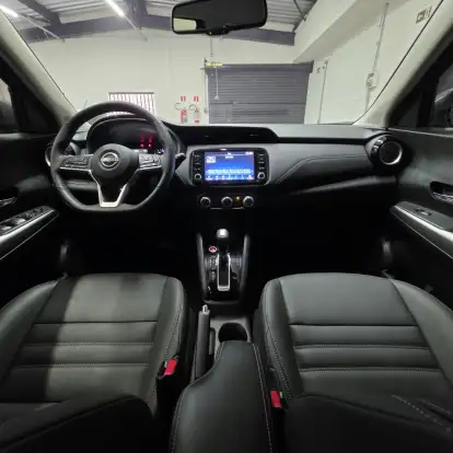 NISSAN-KICKS PLAY-2025