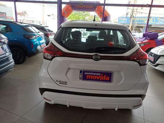 NISSAN-KICKS PLAY-2025