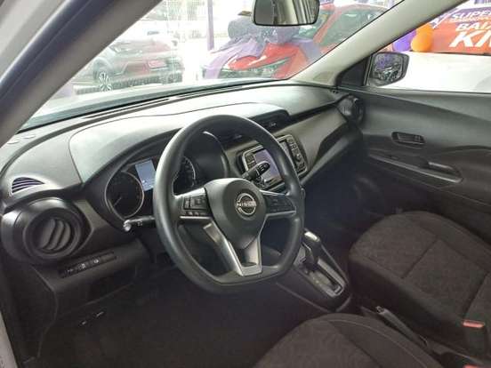 NISSAN-KICKS PLAY-2025