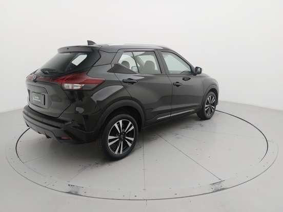 NISSAN-KICKS PLAY-2025