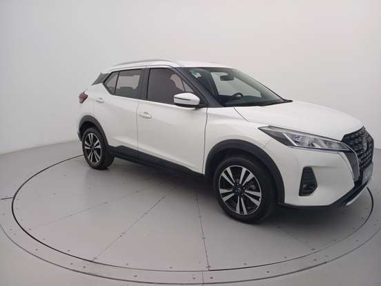 NISSAN-KICKS PLAY-2025