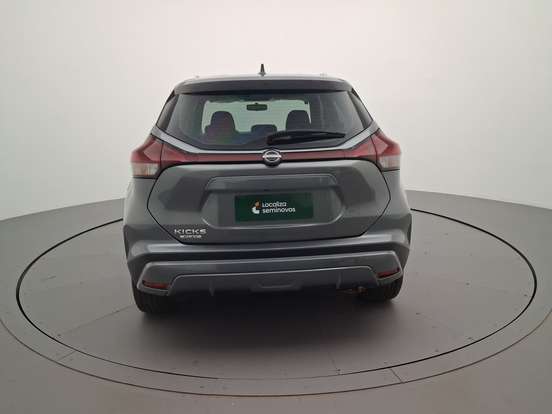 NISSAN-KICKS PLAY-2025