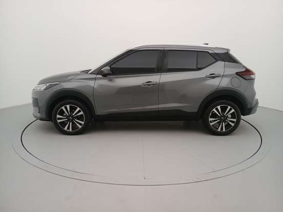 NISSAN-KICKS PLAY-2025
