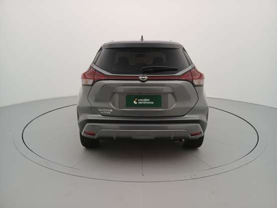 NISSAN-KICKS PLAY-2025