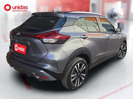 NISSAN-KICKS PLAY-2025