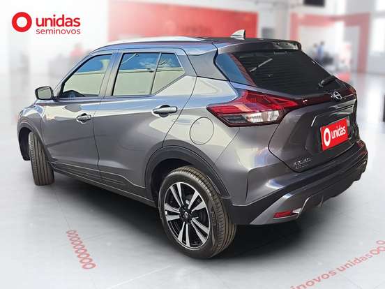NISSAN-KICKS PLAY-2025
