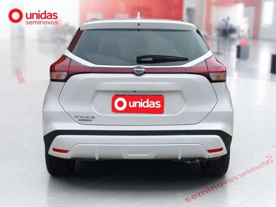 NISSAN-KICKS PLAY-2025