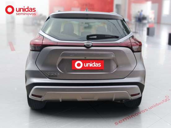 NISSAN-KICKS PLAY-2025