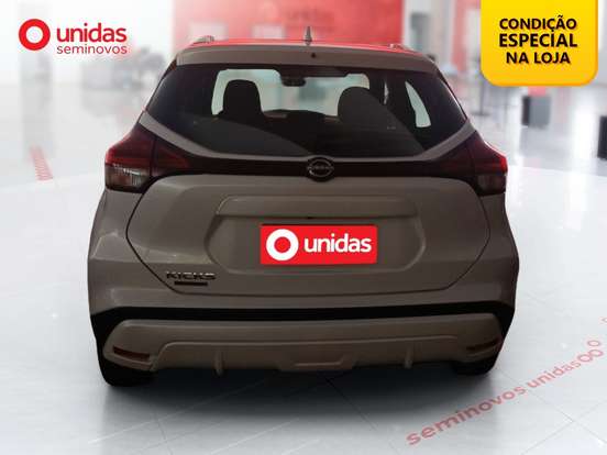 NISSAN-KICKS PLAY-2025