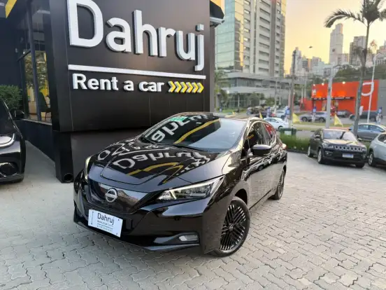 NISSAN-LEAF-2022