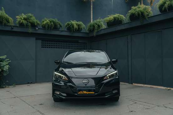 NISSAN-LEAF-2022