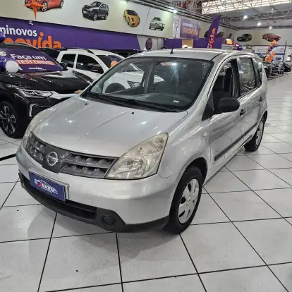 NISSAN-LIVINA-2009